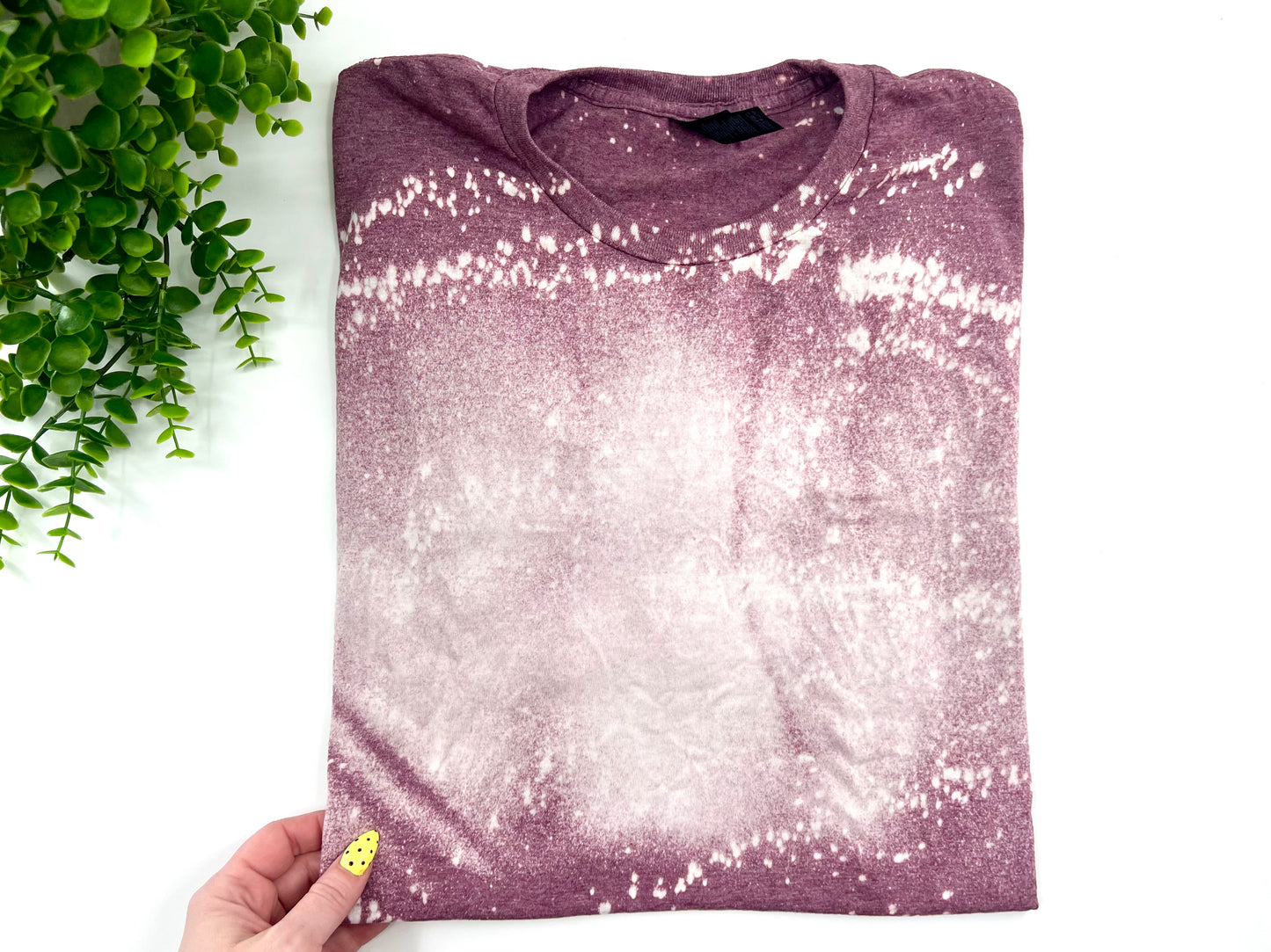 LARGE - Heather Maroon Bleached Tshirt - Gildan Softstyle