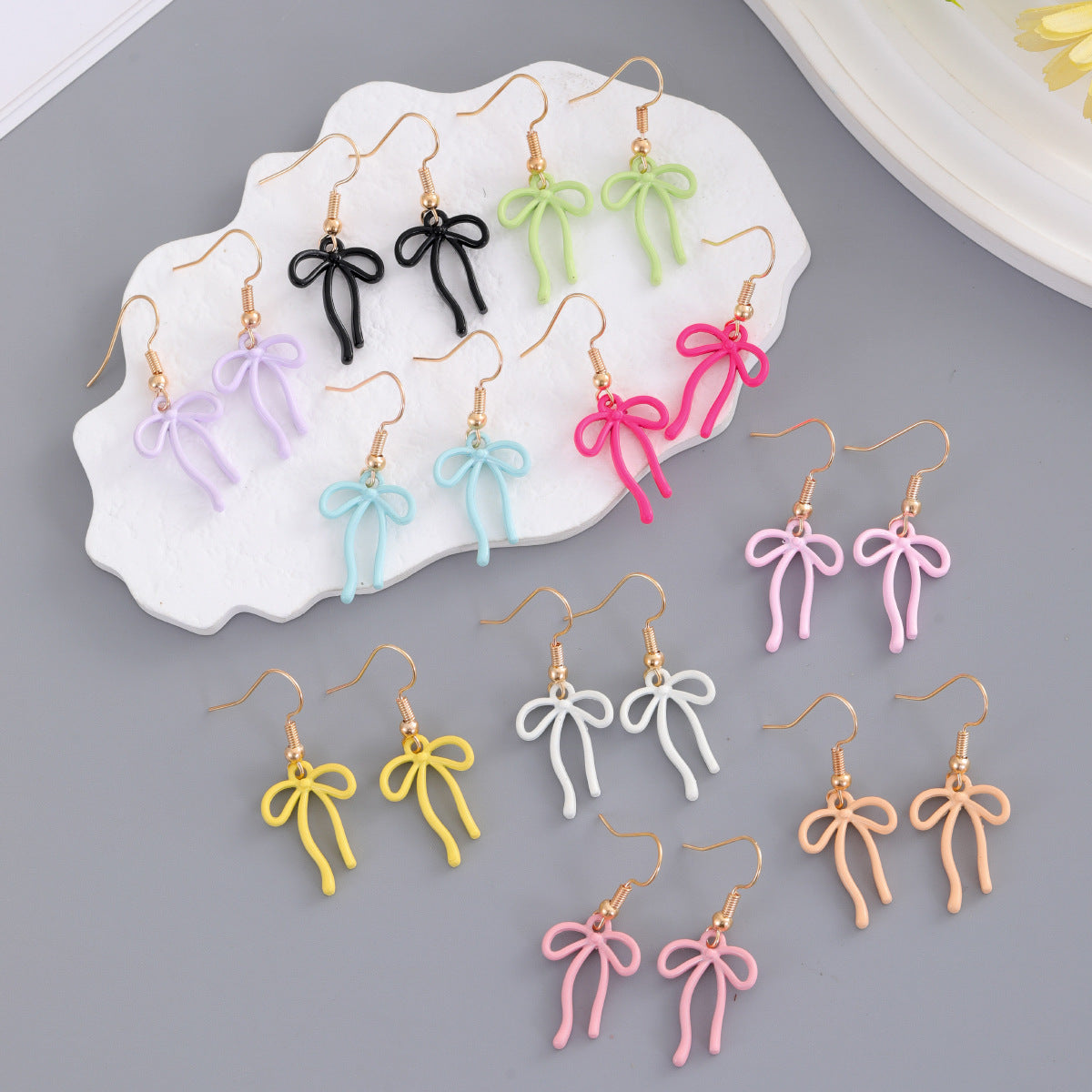 Preorder: Colorful Bow Dangles