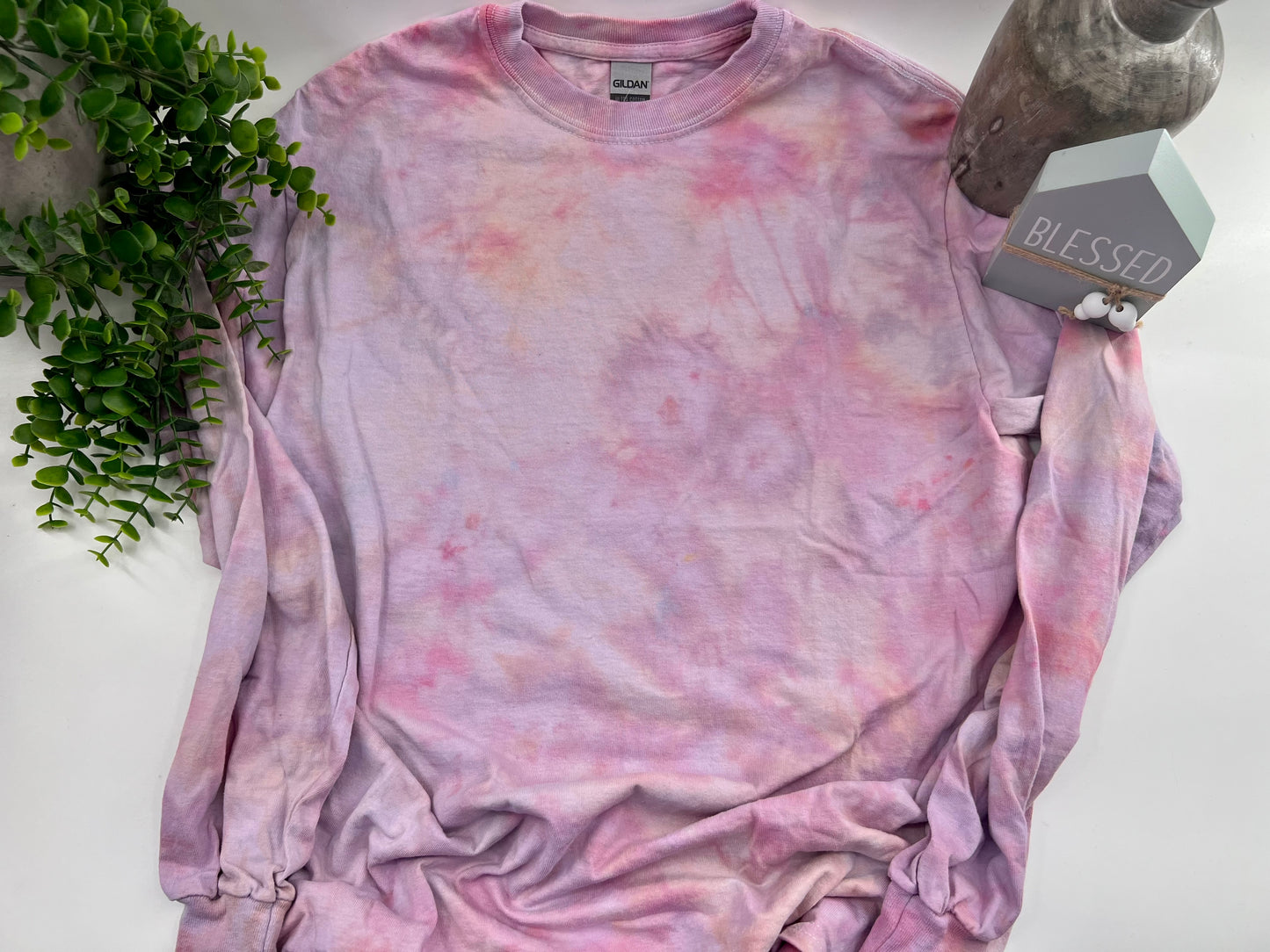 MEDIUM - Dyed Long Sleeve - Gildan