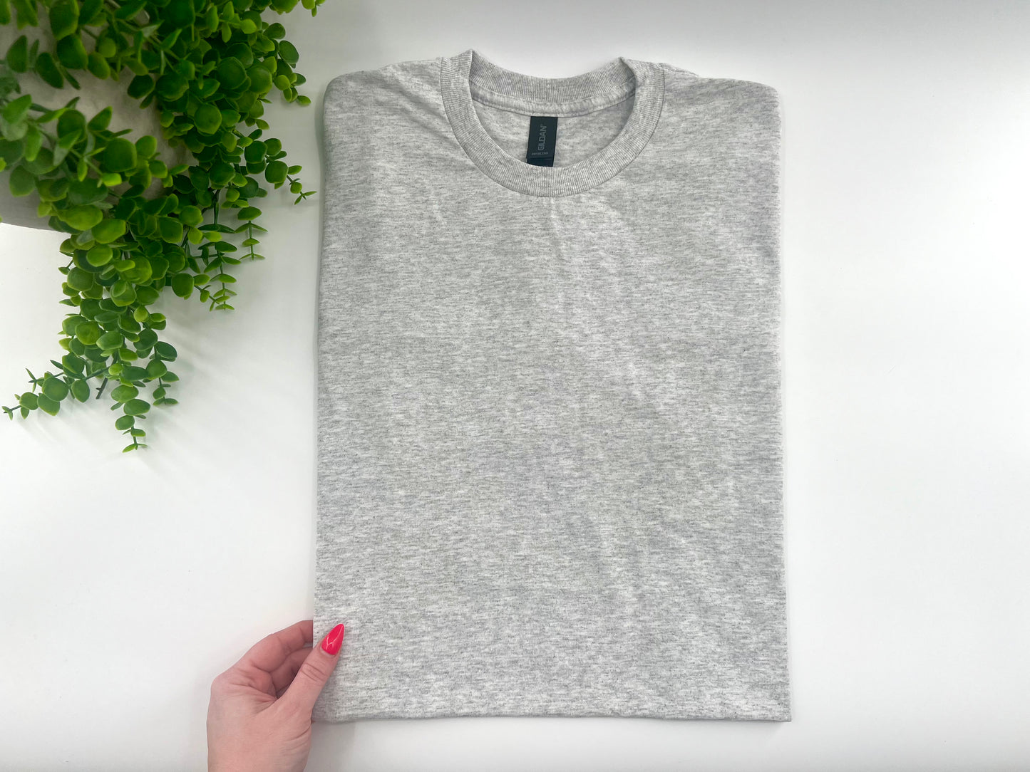 2XL - Ash Tshirt - Gildan Dryblend