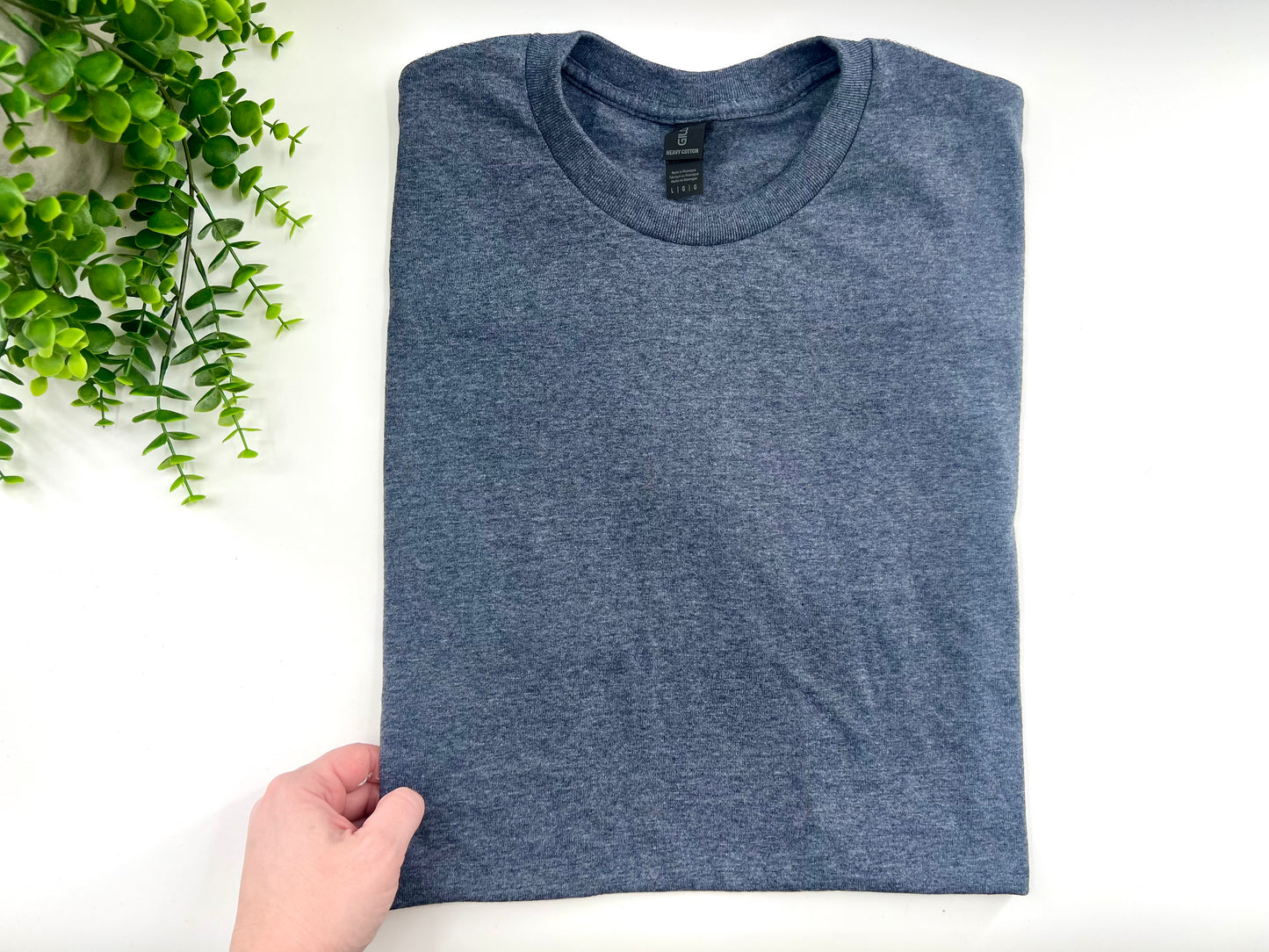 LARGE - Navy - Gildan Heavy Cotton