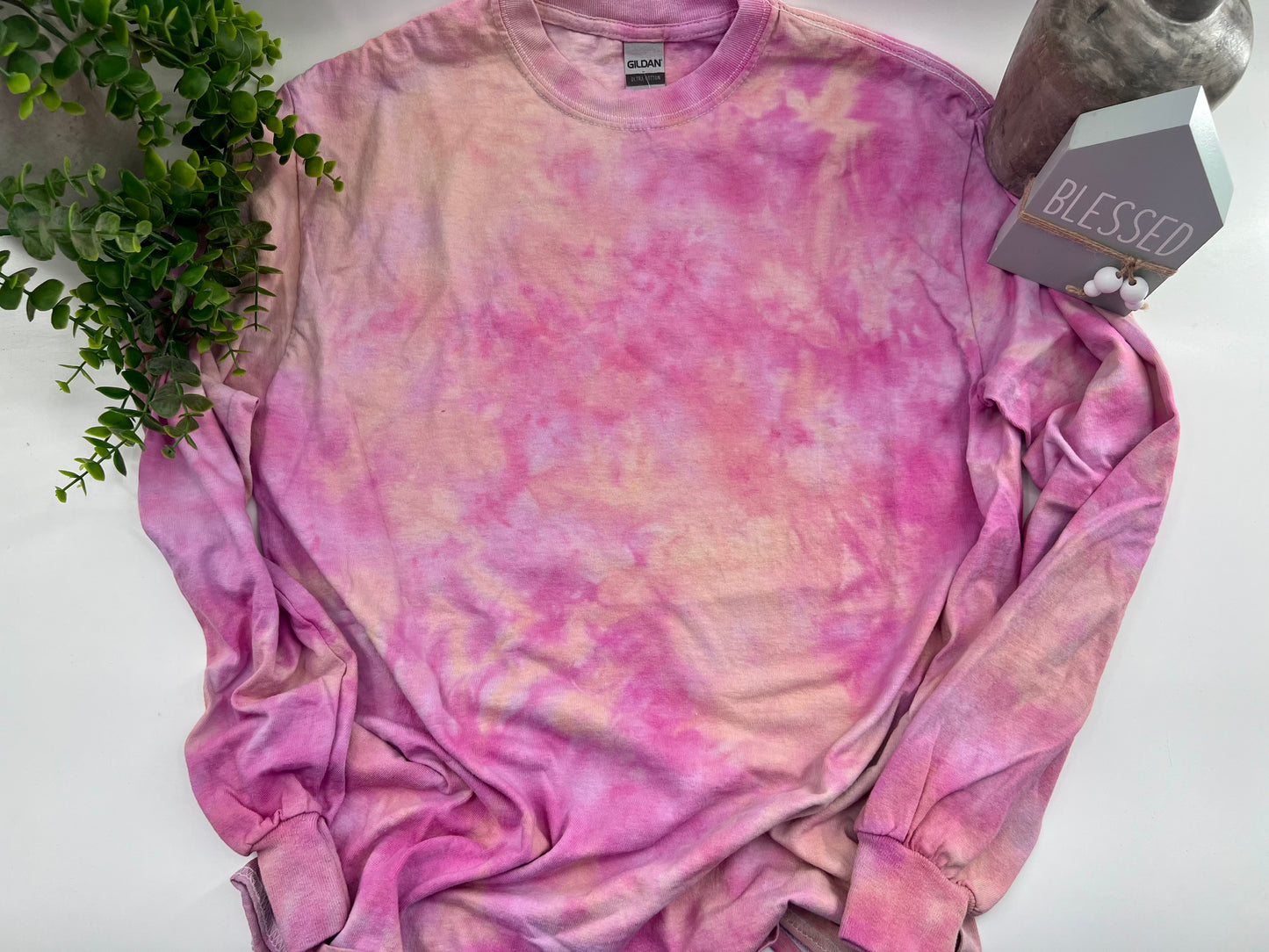 MEDIUM - Dyed Long Sleeve - Gildan