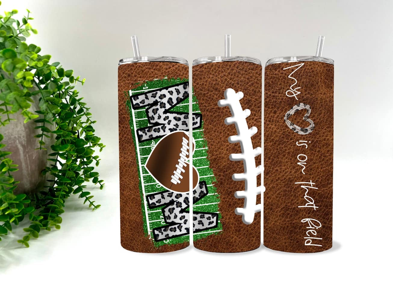 My heart is on that field * football - 20 oz Tumbler