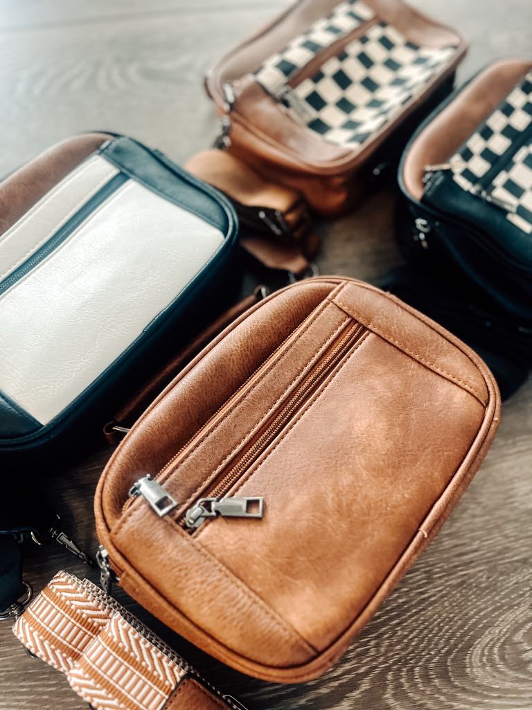 1-2 WEEK TAT: The Georgia Top Handle Crossbody