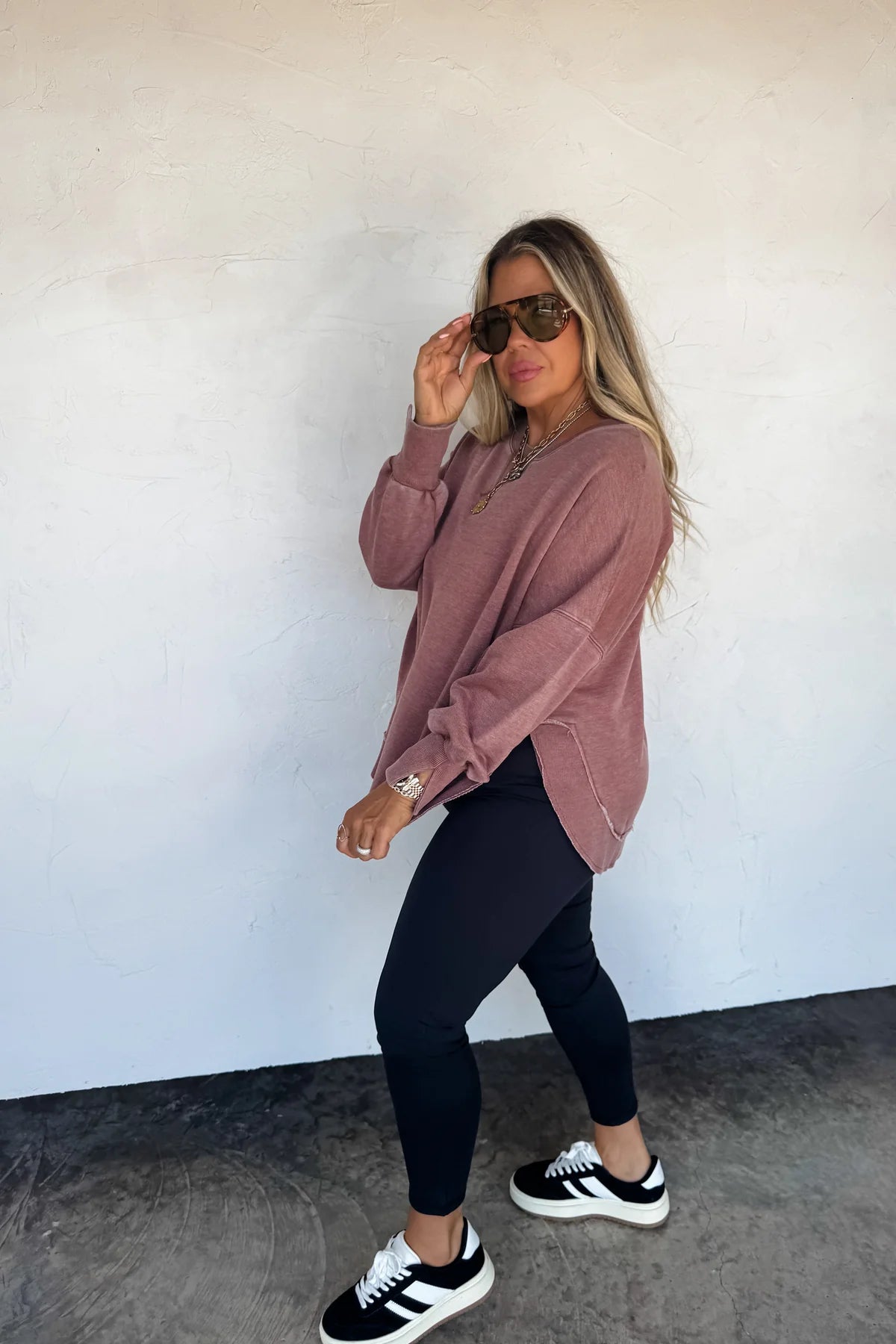 PREORDER - JOSS WASHED SWEATSHIRT ✨ETA LATE NOVEMBER✨
