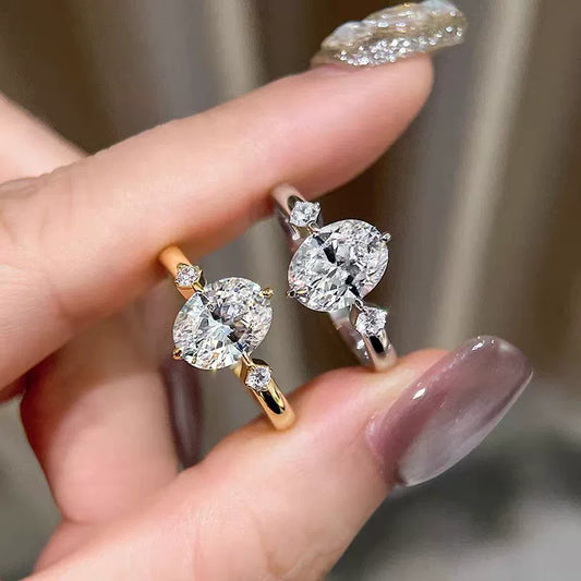 Radiant Elegance Moissanite Ring- SILVER SIZE 6