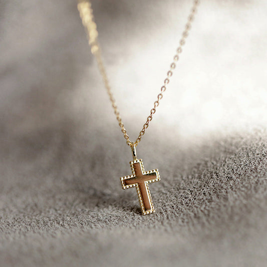 Graceful Cross Pendant Necklace*