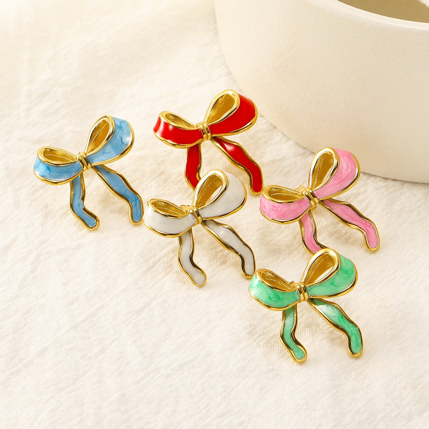 Preorder: Holiday Bow Earrings