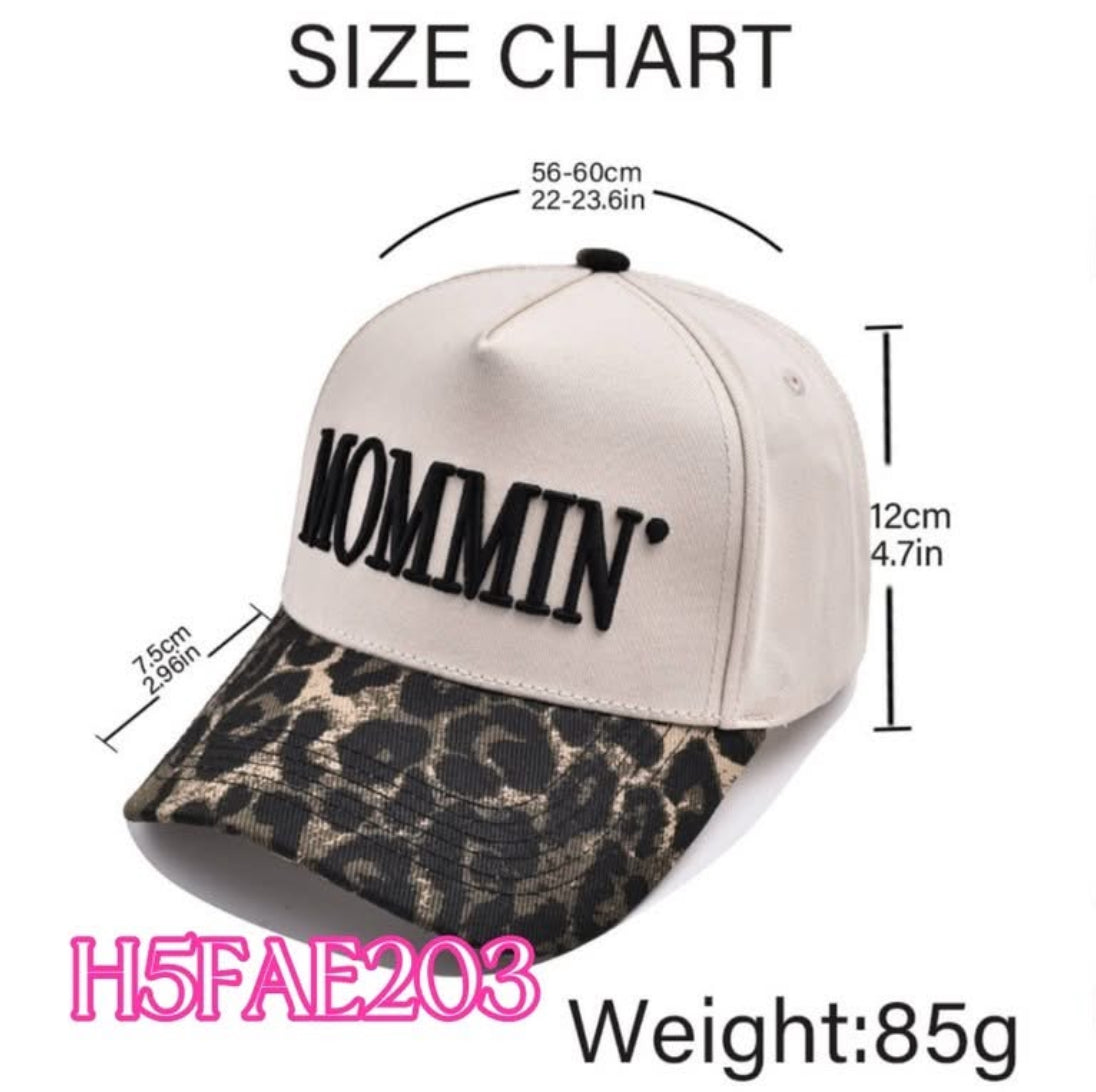 BOUTIQUE PREORDER: Mommin’ Embroidered Baseball Cap