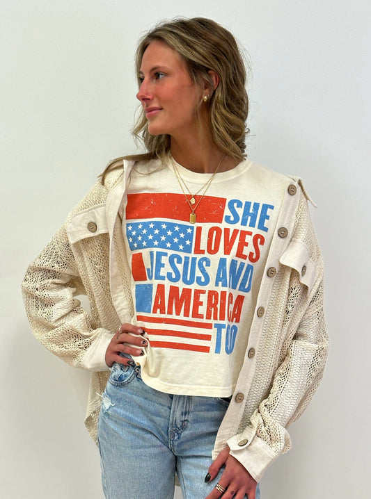 She Loves Jesus - AMERICANA