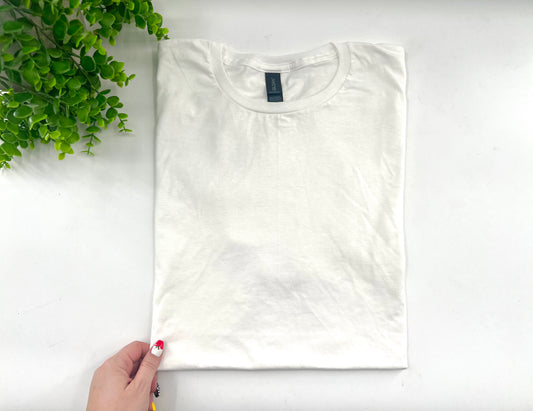 LARGE - White Tshirt - Gildan Softstyle