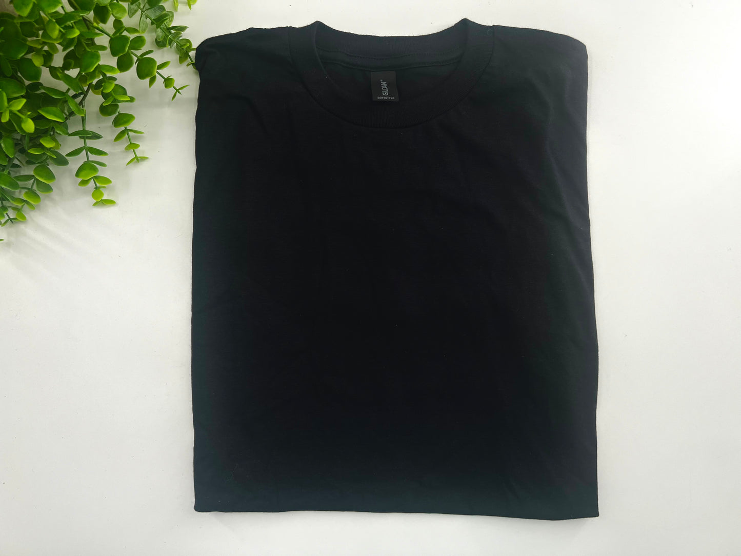 Youth Medium - Black - Gildan Dryblend