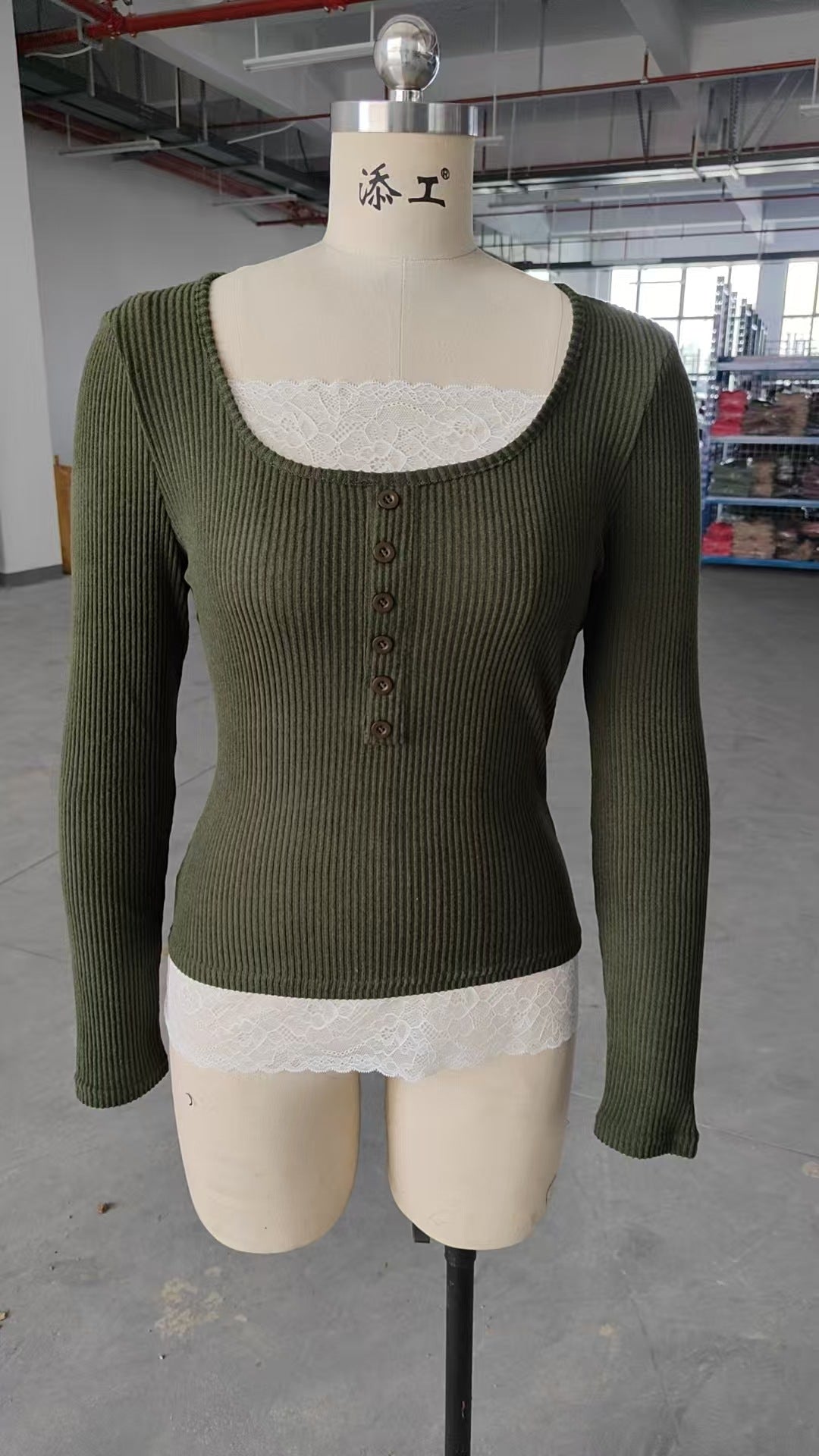 PREORDER: In The Wind Lace Layered Top 1.12.26